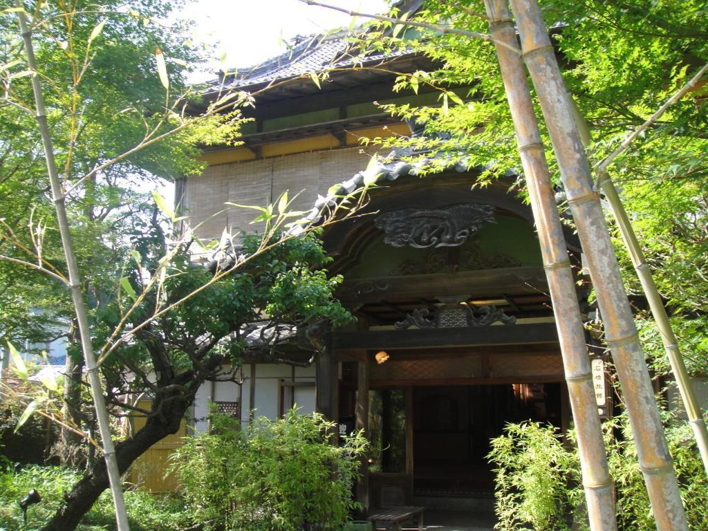 Kurhaus Ishibashi Ryokan Симода Экстерьер фото